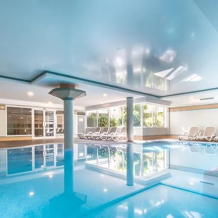 Tropicana Отель 4*