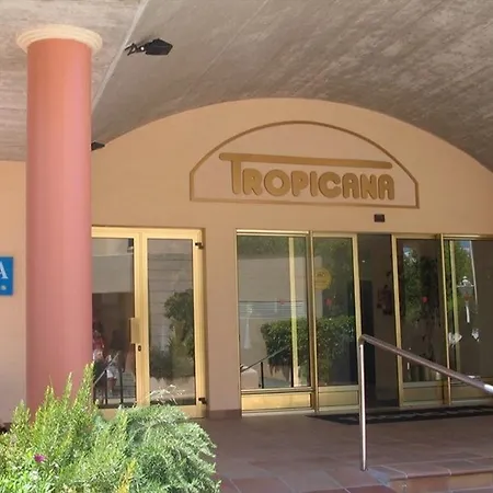 Tropicana Hotel 4*